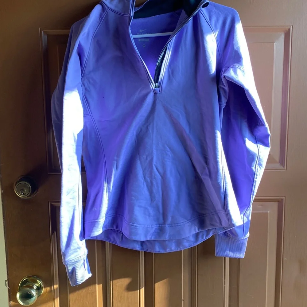 Sweatshirt - Picture 1 of 2